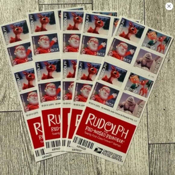700 USPS forever stamps of Santa Claus - Picture 1 of 1